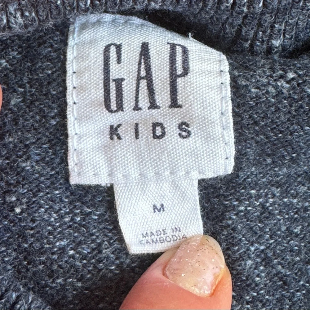 Gap shirt bundle size 7/8 nwt